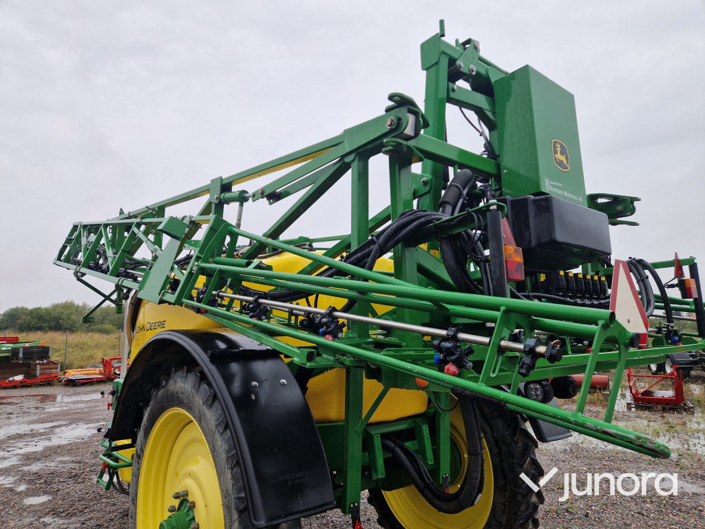 Växtskyddsspruta - John Deere M740i - Vučena prskalica: slika Växtskyddsspruta - John Deere M740i - Vučena prskalica Växtskyddsspruta - John Deere M740i - Vučena prskalica: slika Växtskyddsspruta - John Deere M740i - Vučena prskalica