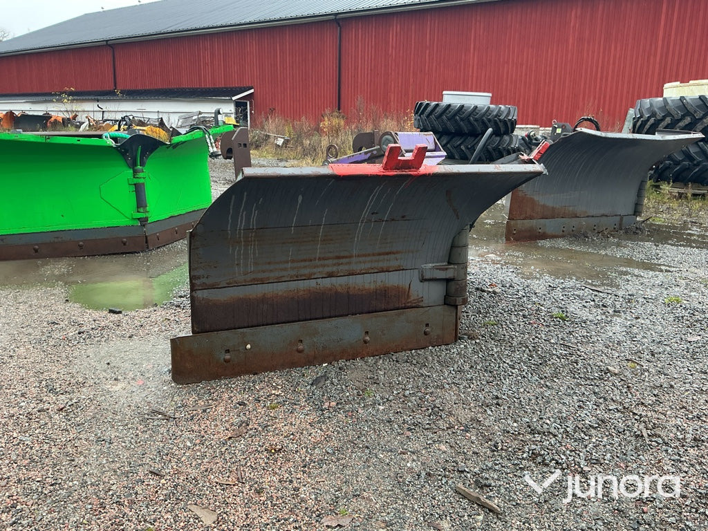 Vikplog - Holms, Stora BM - Plug: slika Vikplog - Holms, Stora BM - Plug Vikplog - Holms, Stora BM - Plug: slika Vikplog - Holms, Stora BM - Plug