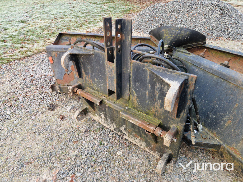 Vikplog - Plug: slika Vikplog - Plug Vikplog - Plug: slika Vikplog - Plug