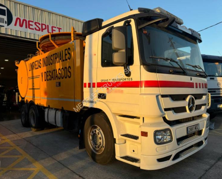 Mercedes Actros 2544 - Vakum kamion: slika Mercedes Actros 2544 - Vakum kamion Mercedes Actros 2544 - Vakum kamion: slika Mercedes Actros 2544 - Vakum kamion