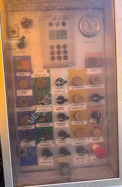 Vakum kamion Mercedes Actros 2544: slika Vakum kamion Mercedes Actros 2544 Vakum kamion Mercedes Actros 2544: slika Vakum kamion Mercedes Actros 2544