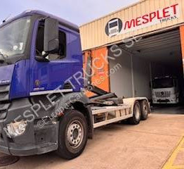 Mercedes Actros 2842 - Kamion s kukastom dizalicom: slika Mercedes Actros 2842 - Kamion s kukastom dizalicom Mercedes Actros 2842 - Kamion s kukastom dizalicom: slika Mercedes Actros 2842 - Kamion s kukastom dizalicom