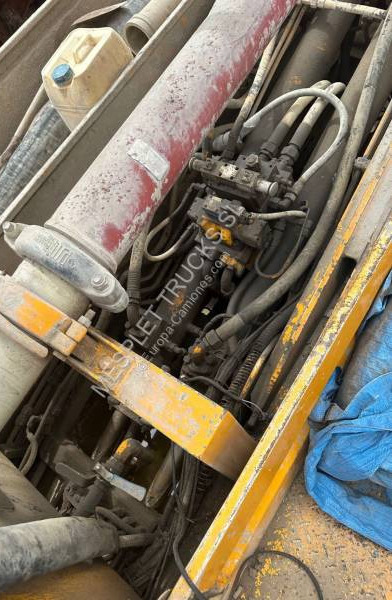 Zakup Mercedes SK 2435 K Mercedes SK 2435 K: slika Zakup Mercedes SK 2435 K Mercedes SK 2435 K