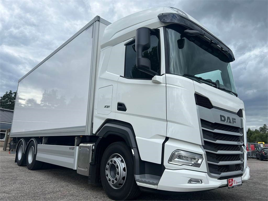 DAF XF480 FAS 6x2 - Kamion sandučar: slika DAF XF480 FAS 6x2 - Kamion sandučar DAF XF480 FAS 6x2 - Kamion sandučar: slika DAF XF480 FAS 6x2 - Kamion sandučar