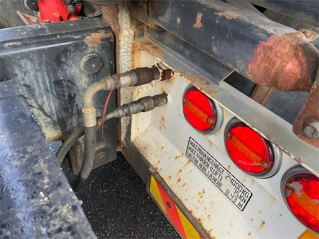 Kamionska dizalica za Kamion HMF 3220K6 på aftagelig konsol: slika Kamionska dizalica za Kamion HMF 3220K6 på aftagelig konsol