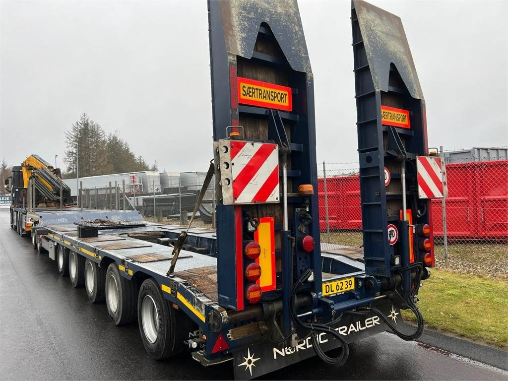 HRD 7 akslet - 84 ton blokvogn med ramper - Prikolica s niskim utovarivačem: slika HRD 7 akslet - 84 ton blokvogn med ramper - Prikolica s niskim utovarivačem HRD 7 akslet - 84 ton blokvogn med ramper - Prikolica s niskim utovarivačem: slika HRD 7 akslet - 84 ton blokvogn med ramper - Prikolica s niskim utovarivačem