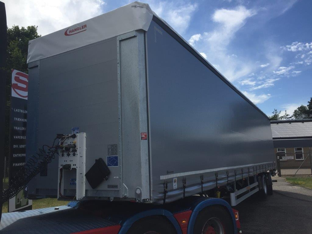 Hangler 12,5 mtr 2 akslet city lift - 30 pallers - Poluprikolica s ceradom: slika Hangler 12,5 mtr 2 akslet city lift - 30 pallers - Poluprikolica s ceradom Hangler 12,5 mtr 2 akslet city lift - 30 pallers - Poluprikolica s ceradom: slika Hangler 12,5 mtr 2 akslet city lift - 30 pallers - Poluprikolica s ceradom