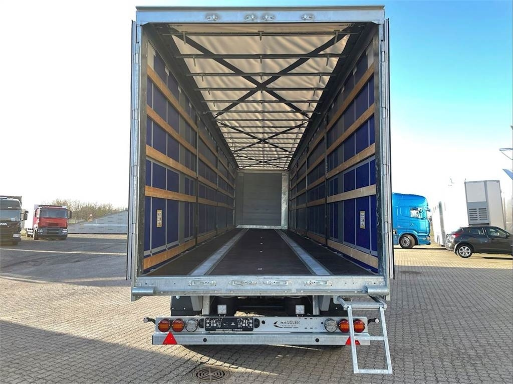 Hangler 4-aks Gardintrailer skydegardin DEMO - Poluprikolica s ceradom: slika Hangler 4-aks Gardintrailer skydegardin DEMO - Poluprikolica s ceradom Hangler 4-aks Gardintrailer skydegardin DEMO - Poluprikolica s ceradom: slika Hangler 4-aks Gardintrailer skydegardin DEMO - Poluprikolica s ceradom