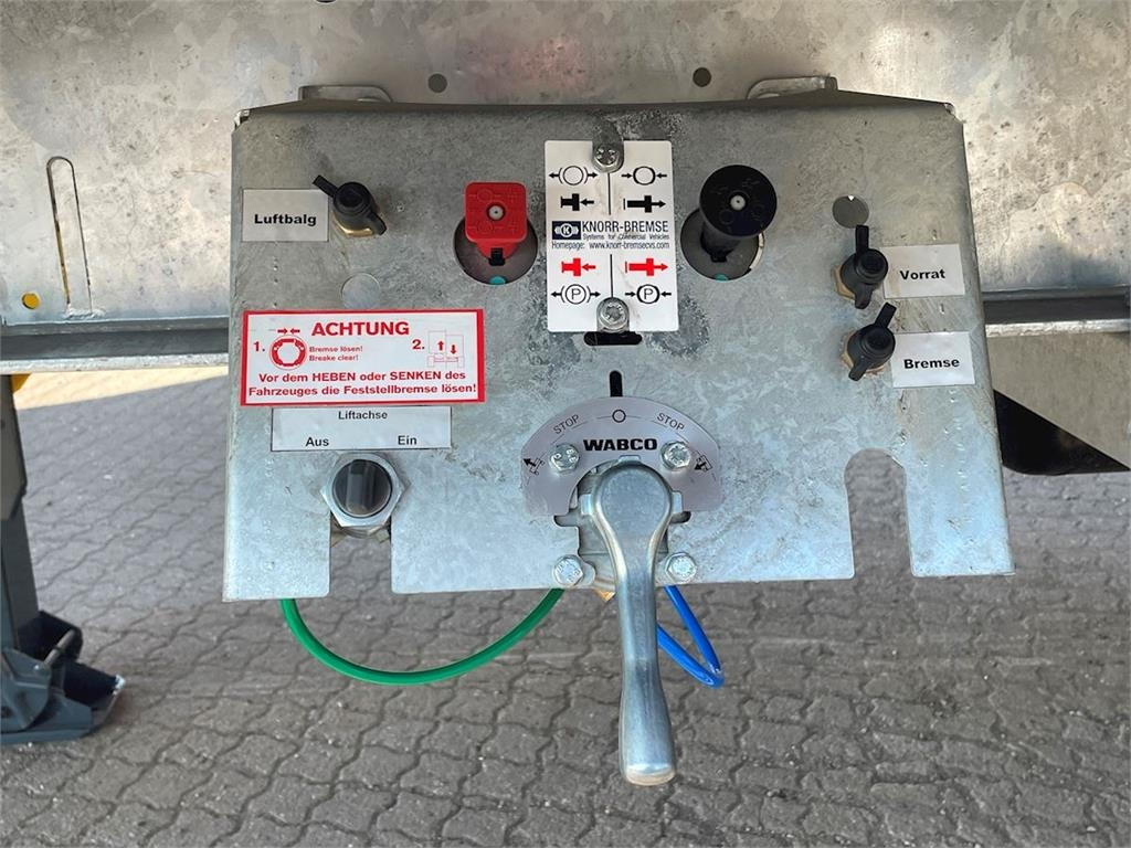 Poluprikolica s ceradom Hangler City RoadRunner 27-pallers - enkelt monteret: slika Poluprikolica s ceradom Hangler City RoadRunner 27-pallers - enkelt monteret