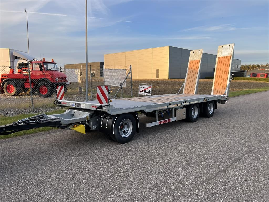 Hangler DTS-H 300 3 akslet hænger med ramper - Prikolica s niskim utovarivačem: slika Hangler DTS-H 300 3 akslet hænger med ramper - Prikolica s niskim utovarivačem Hangler DTS-H 300 3 akslet hænger med ramper - Prikolica s niskim utovarivačem: slika Hangler DTS-H 300 3 akslet hænger med ramper - Prikolica s niskim utovarivačem
