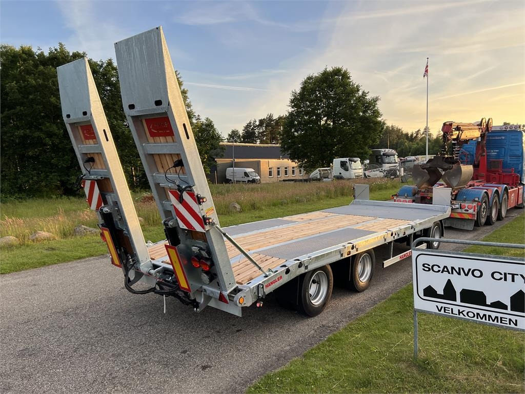 Hangler DTS-H 300 3 akslet hænger med ramper - Prikolica s niskim utovarivačem: slika Hangler DTS-H 300 3 akslet hænger med ramper - Prikolica s niskim utovarivačem Hangler DTS-H 300 3 akslet hænger med ramper - Prikolica s niskim utovarivačem: slika Hangler DTS-H 300 3 akslet hænger med ramper - Prikolica s niskim utovarivačem