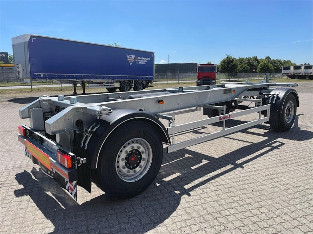 Hangler ZWP - H180 18 ton - Transporter kontejnera/ Prikolica s izmjenjivim sanducima: slika Hangler ZWP - H180 18 ton - Transporter kontejnera/ Prikolica s izmjenjivim sanducima Hangler ZWP - H180 18 ton - Transporter kontejnera/ Prikolica s izmjenjivim sanducima: slika Hangler ZWP - H180 18 ton - Transporter kontejnera/ Prikolica s izmjenjivim sanducima