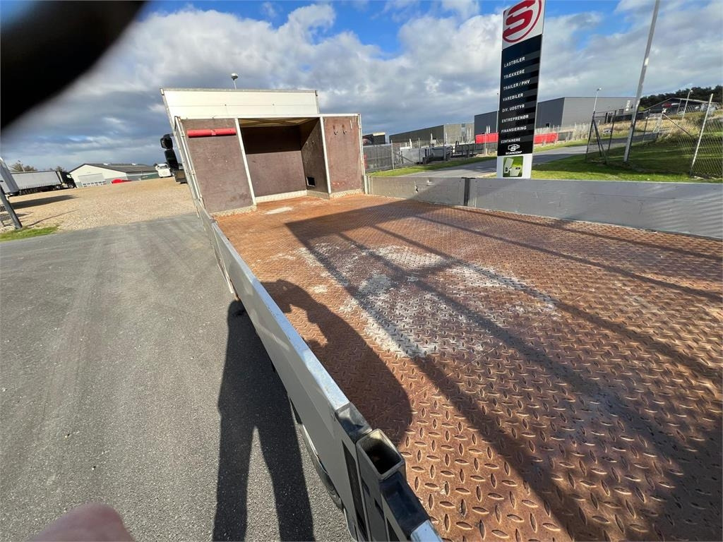 Autotransporter Iveco Euro Cargo 120 E22: slika Autotransporter Iveco Euro Cargo 120 E22 Autotransporter Iveco Euro Cargo 120 E22: slika Autotransporter Iveco Euro Cargo 120 E22