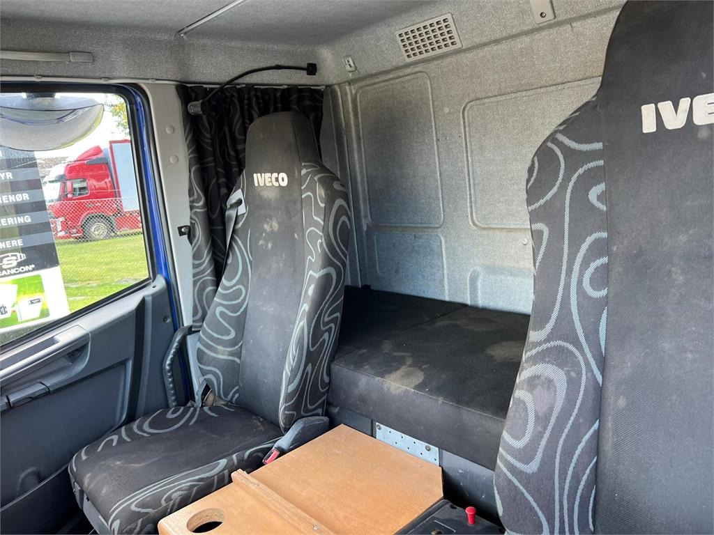 Autotransporter Iveco Euro Cargo 120 E22: slika Autotransporter Iveco Euro Cargo 120 E22 Autotransporter Iveco Euro Cargo 120 E22: slika Autotransporter Iveco Euro Cargo 120 E22