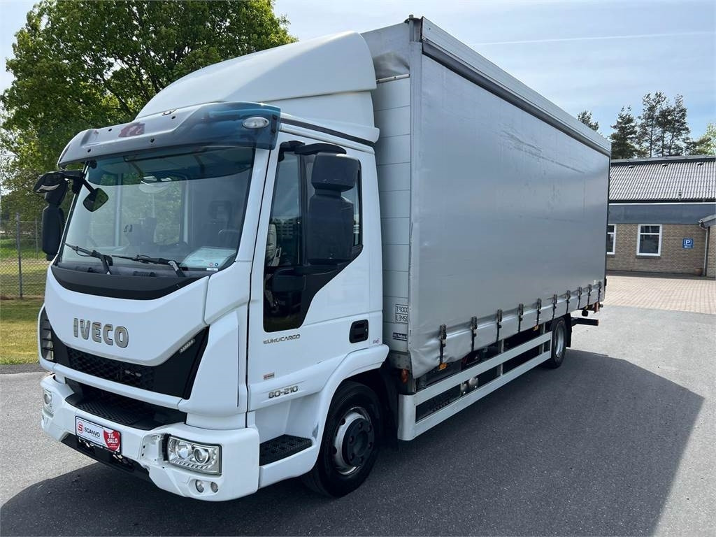 Iveco Eurocargo 8E21P 4x2 - Kamion s ceradom: slika Iveco Eurocargo 8E21P 4x2 - Kamion s ceradom Iveco Eurocargo 8E21P 4x2 - Kamion s ceradom: slika Iveco Eurocargo 8E21P 4x2 - Kamion s ceradom