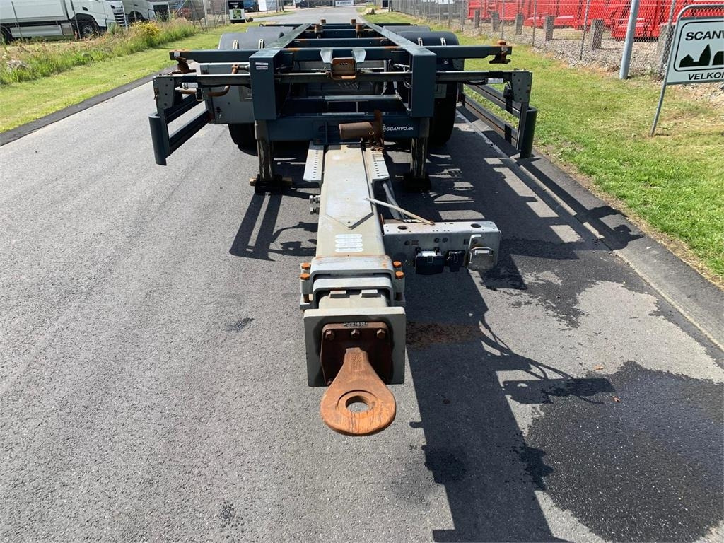 Kel-Berg C920V 20 ton - folde-slæde lift - Transporter kontejnera/ Prikolica s izmjenjivim sanducima: slika Kel-Berg C920V 20 ton - folde-slæde lift - Transporter kontejnera/ Prikolica s izmjenjivim sanducima Kel-Berg C920V 20 ton - folde-slæde lift - Transporter kontejnera/ Prikolica s izmjenjivim sanducima: slika Kel-Berg C920V 20 ton - folde-slæde lift - Transporter kontejnera/ Prikolica s izmjenjivim sanducima