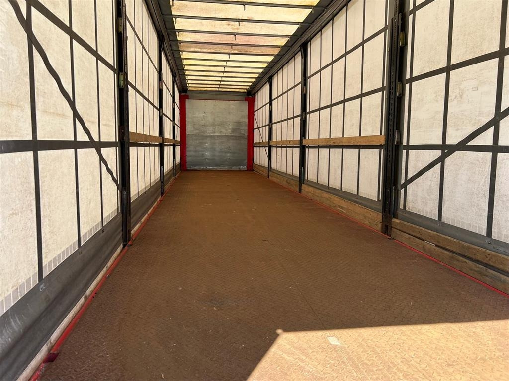 Kel-Berg D100V 13,6 mtr gardin - lodretstående lift  - Poluprikolica s ceradom: slika Kel-Berg D100V 13,6 mtr gardin - lodretstående lift  - Poluprikolica s ceradom Kel-Berg D100V 13,6 mtr gardin - lodretstående lift  - Poluprikolica s ceradom: slika Kel-Berg D100V 13,6 mtr gardin - lodretstående lift  - Poluprikolica s ceradom
