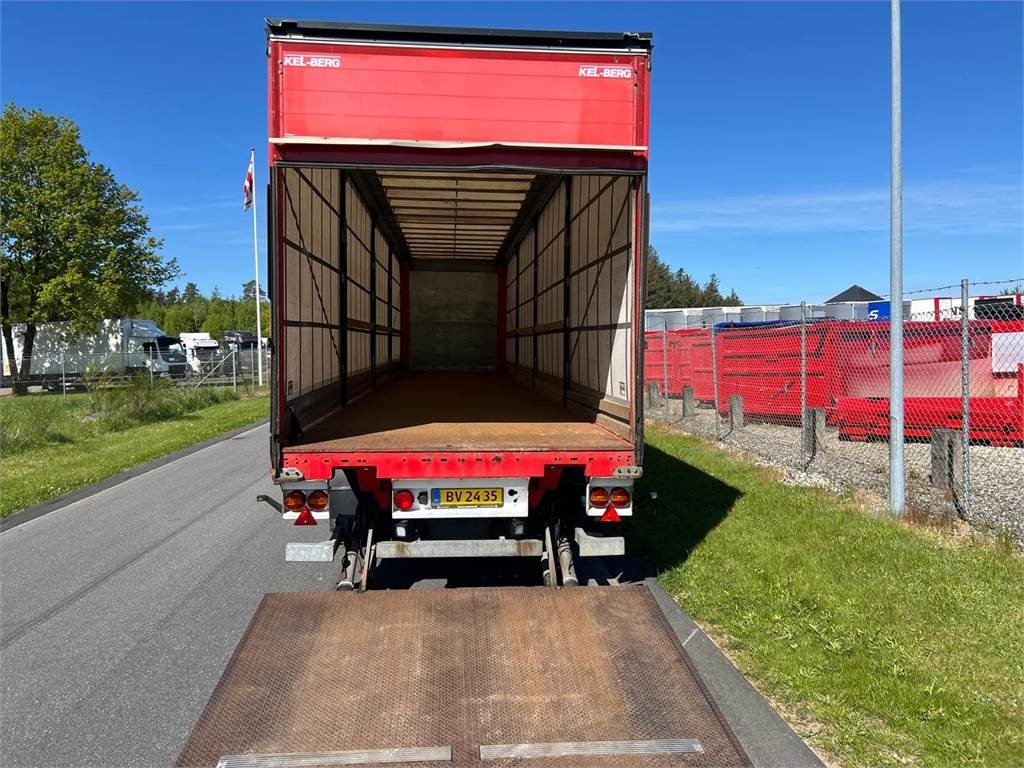Kel-Berg D100V 13,6 mtr gardin - lodretstående lift  - Poluprikolica s ceradom: slika Kel-Berg D100V 13,6 mtr gardin - lodretstående lift  - Poluprikolica s ceradom Kel-Berg D100V 13,6 mtr gardin - lodretstående lift  - Poluprikolica s ceradom: slika Kel-Berg D100V 13,6 mtr gardin - lodretstående lift  - Poluprikolica s ceradom