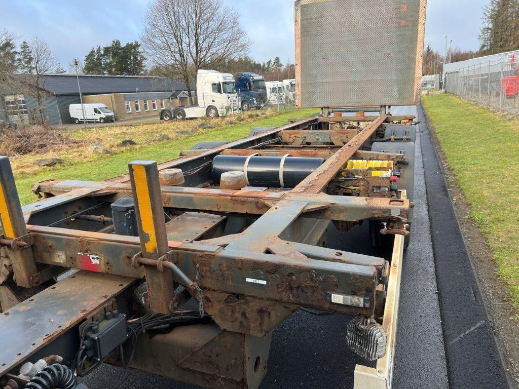 Krone ZZW 18 EL containerlåse - zepro lift - Transporter kontejnera/ Prikolica s izmjenjivim sanducima: slika Krone ZZW 18 EL containerlåse - zepro lift - Transporter kontejnera/ Prikolica s izmjenjivim sanducima Krone ZZW 18 EL containerlåse - zepro lift - Transporter kontejnera/ Prikolica s izmjenjivim sanducima: slika Krone ZZW 18 EL containerlåse - zepro lift - Transporter kontejnera/ Prikolica s izmjenjivim sanducima