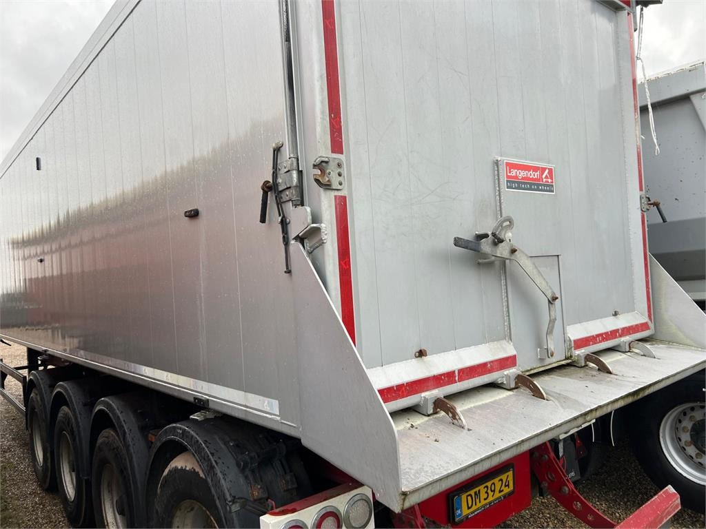 Langendorf SKA36 60m3 alu kasse med plastindlæg - Kiper poluprikolica: slika Langendorf SKA36 60m3 alu kasse med plastindlæg - Kiper poluprikolica Langendorf SKA36 60m3 alu kasse med plastindlæg - Kiper poluprikolica: slika Langendorf SKA36 60m3 alu kasse med plastindlæg - Kiper poluprikolica