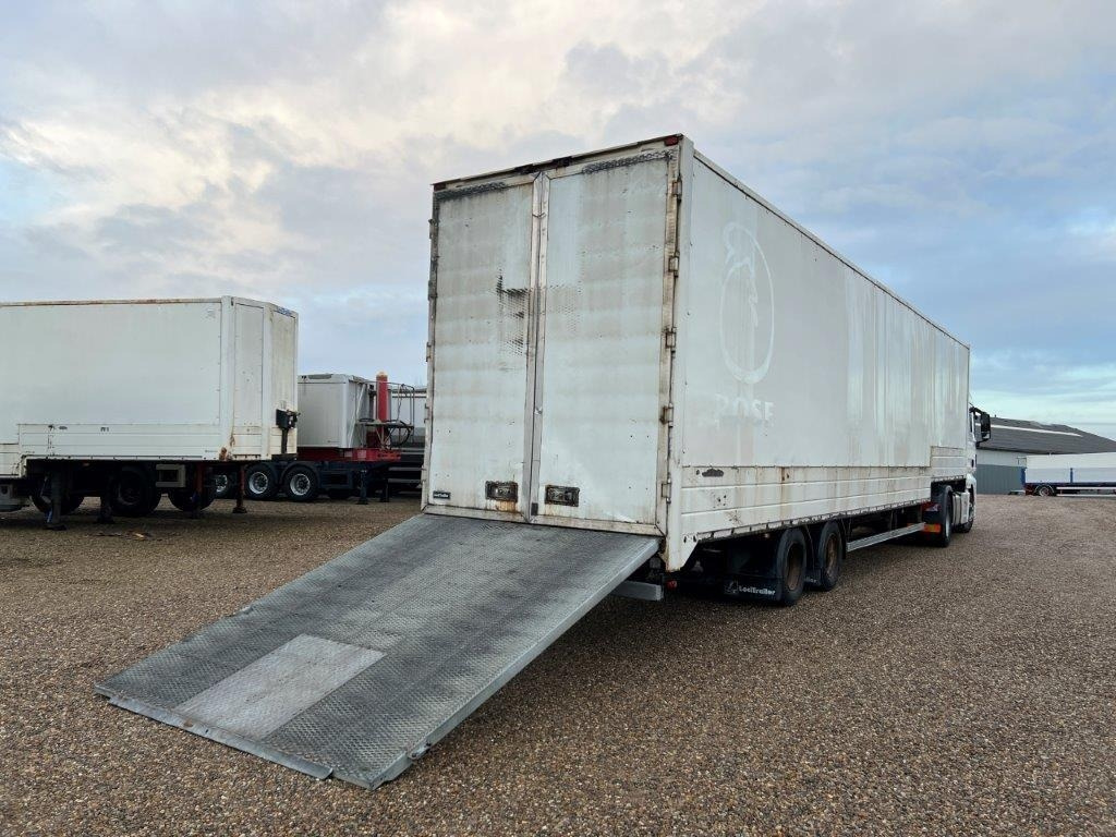 Leci 13,6 mtr. box læsserampe - Poluprikolica sa zatvorenim sandukom: slika Leci 13,6 mtr. box læsserampe - Poluprikolica sa zatvorenim sandukom Leci 13,6 mtr. box læsserampe - Poluprikolica sa zatvorenim sandukom: slika Leci 13,6 mtr. box læsserampe - Poluprikolica sa zatvorenim sandukom