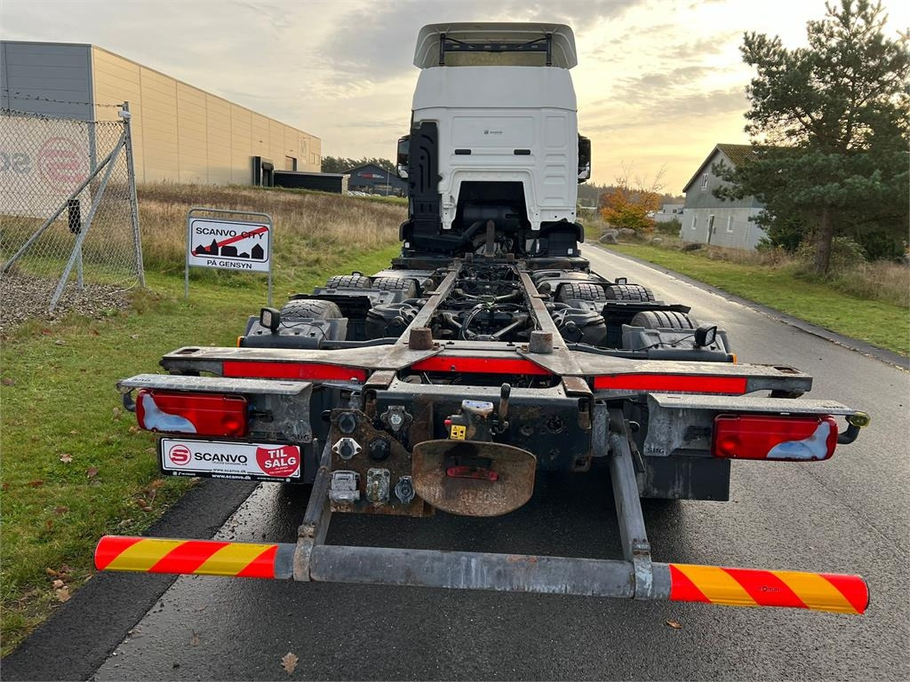 MAN TGS 26-440 6x2-4 LL - Transporter kontejnera/ Kamion s izmjenjivim sanducima: slika MAN TGS 26-440 6x2-4 LL - Transporter kontejnera/ Kamion s izmjenjivim sanducima MAN TGS 26-440 6x2-4 LL - Transporter kontejnera/ Kamion s izmjenjivim sanducima: slika MAN TGS 26-440 6x2-4 LL - Transporter kontejnera/ Kamion s izmjenjivim sanducima