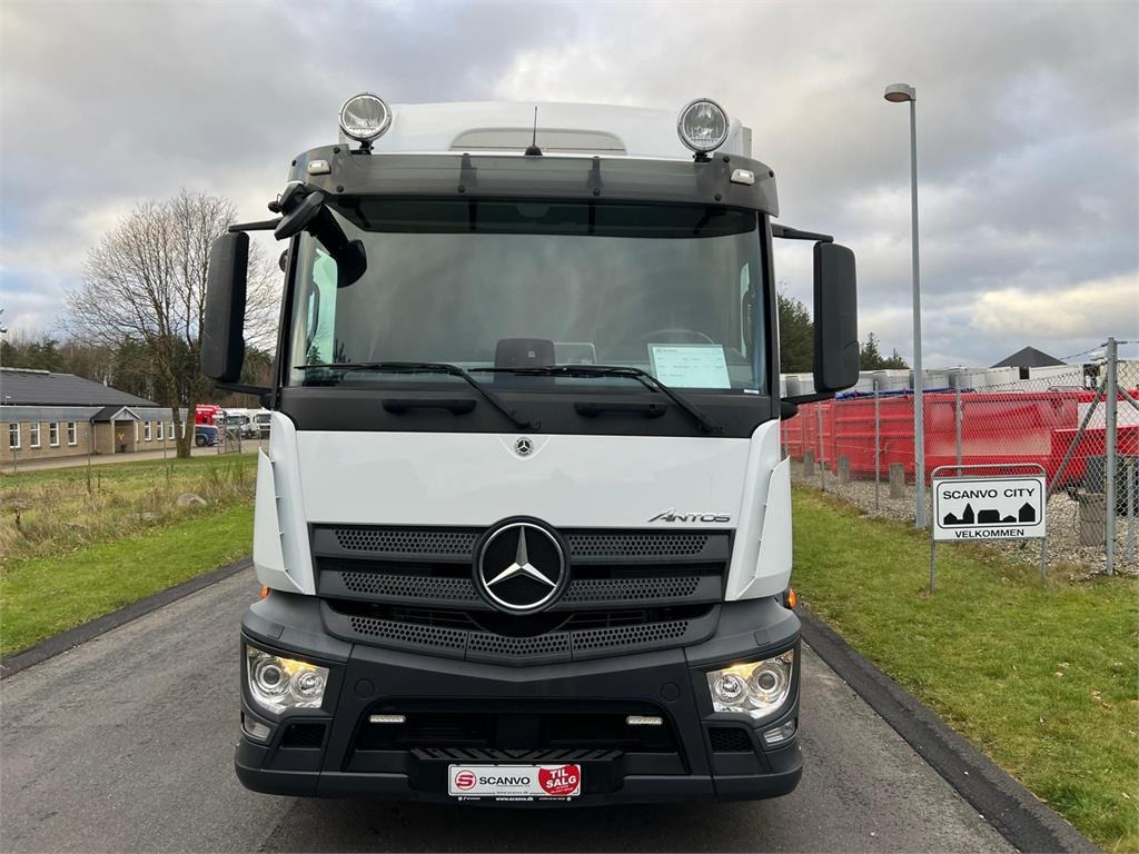 Mercedes-Benz Antos 2533 L - Kamion sandučar: slika Mercedes-Benz Antos 2533 L - Kamion sandučar Mercedes-Benz Antos 2533 L - Kamion sandučar: slika Mercedes-Benz Antos 2533 L - Kamion sandučar