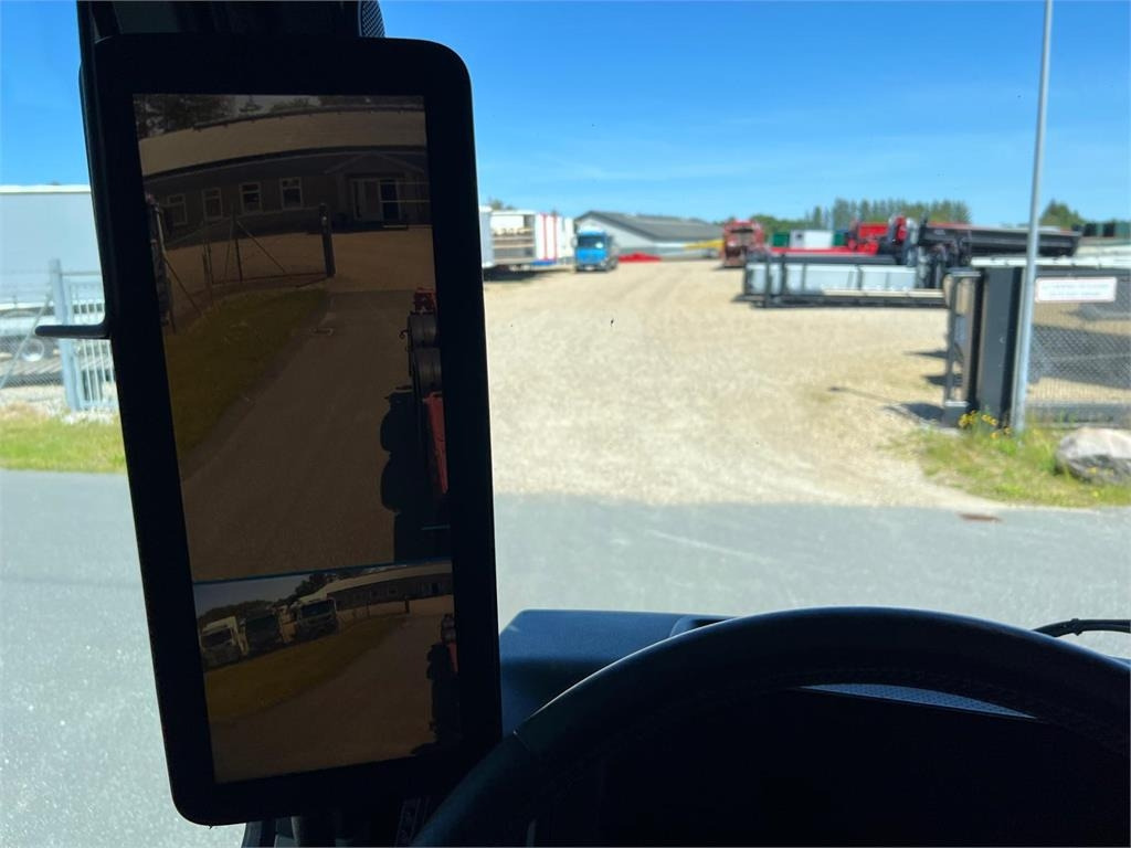 Mercedes-Benz Antos 2545 - HMF 1520K-RCkran - Utovarivač s proklizavajućim upravljanjem: slika Mercedes-Benz Antos 2545 - HMF 1520K-RCkran - Utovarivač s proklizavajućim upravljanjem Mercedes-Benz Antos 2545 - HMF 1520K-RCkran - Utovarivač s proklizavajućim upravljanjem: slika Mercedes-Benz Antos 2545 - HMF 1520K-RCkran - Utovarivač s proklizavajućim upravljanjem