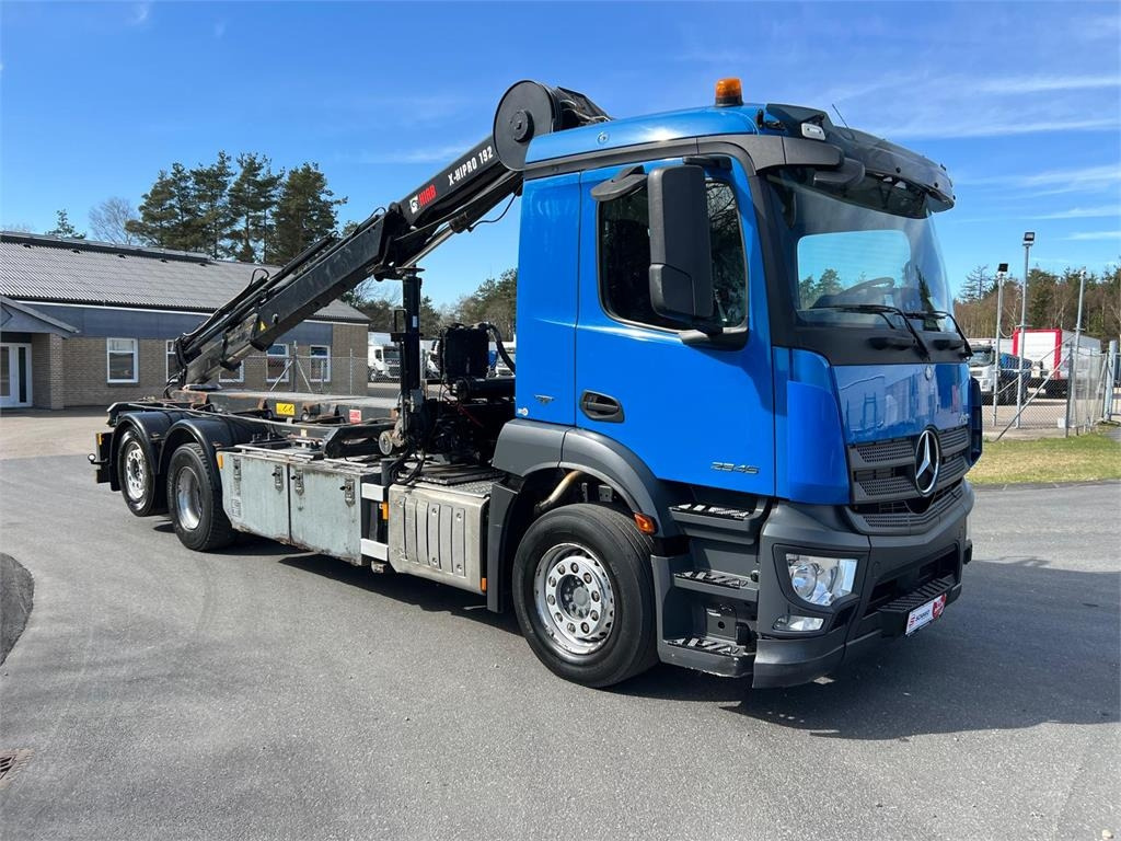 Mercedes-Benz Antos 2546 - Hiab 192 E kran - Utovarivač s proklizavajućim upravljanjem: slika Mercedes-Benz Antos 2546 - Hiab 192 E kran - Utovarivač s proklizavajućim upravljanjem Mercedes-Benz Antos 2546 - Hiab 192 E kran - Utovarivač s proklizavajućim upravljanjem: slika Mercedes-Benz Antos 2546 - Hiab 192 E kran - Utovarivač s proklizavajućim upravljanjem