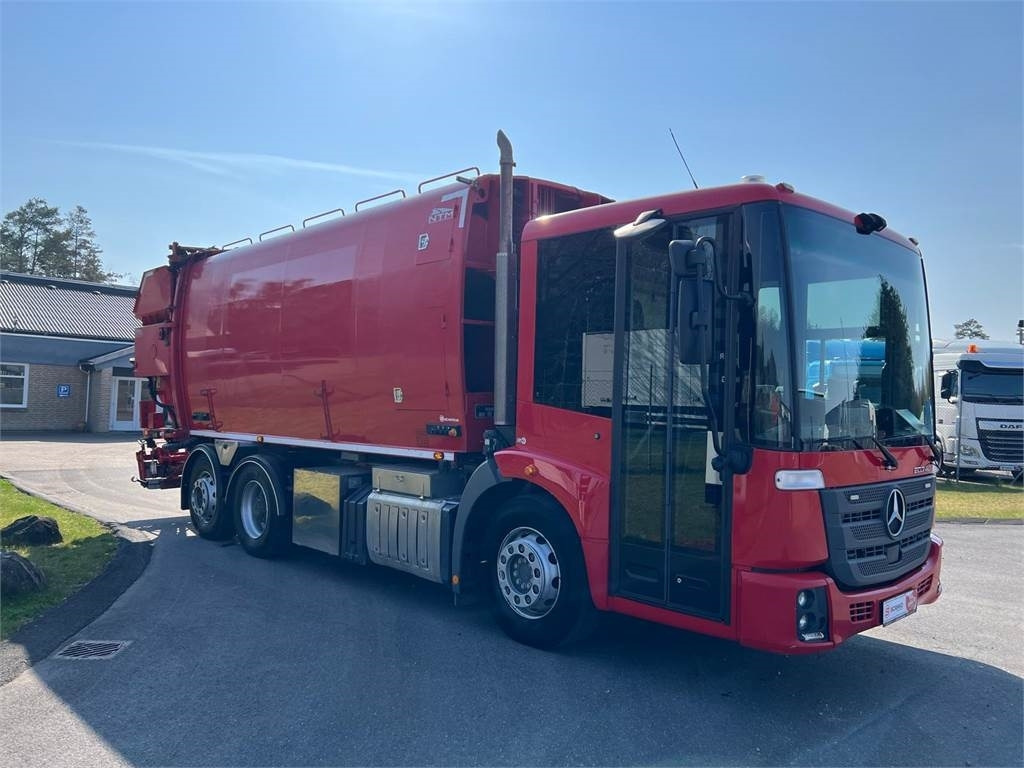 Mercedes-Benz Econic 2630L ENA 4 kammer NTM - Kamion za odvoz smeća: slika Mercedes-Benz Econic 2630L ENA 4 kammer NTM - Kamion za odvoz smeća Mercedes-Benz Econic 2630L ENA 4 kammer NTM - Kamion za odvoz smeća: slika Mercedes-Benz Econic 2630L ENA 4 kammer NTM - Kamion za odvoz smeća