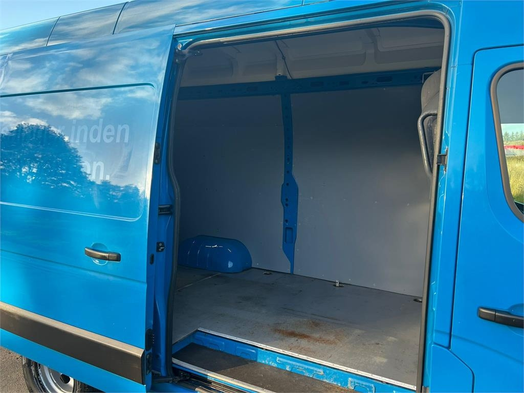 Renault Master 2.3 DCI 165 Rwd Twin L3H3 - Furgon: slika Renault Master 2.3 DCI 165 Rwd Twin L3H3 - Furgon Renault Master 2.3 DCI 165 Rwd Twin L3H3 - Furgon: slika Renault Master 2.3 DCI 165 Rwd Twin L3H3 - Furgon