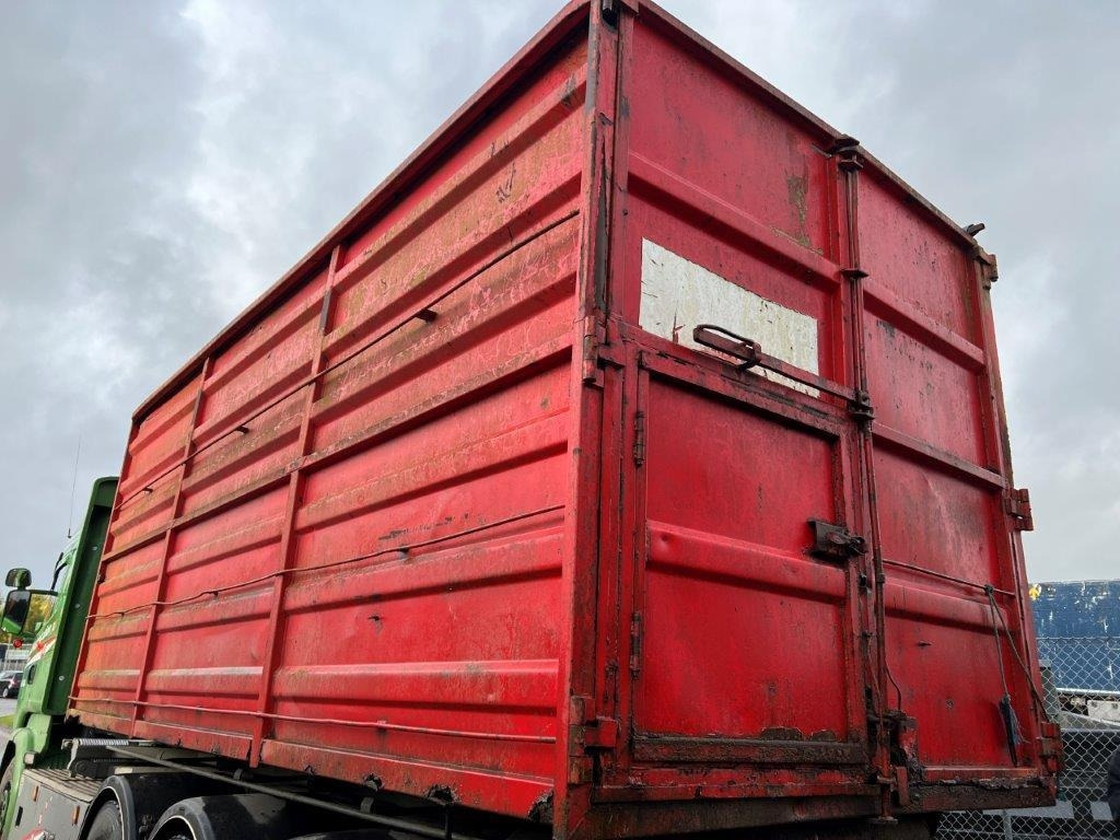 S6033 - 33m3 - Tovarni sanduk: slika S6033 - 33m3 - Tovarni sanduk S6033 - 33m3 - Tovarni sanduk: slika S6033 - 33m3 - Tovarni sanduk