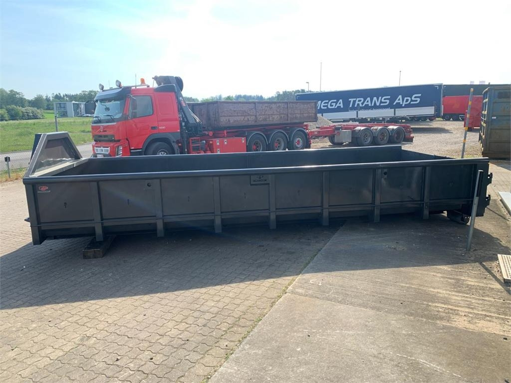 Scancon S6212 - Tovarni sanduk: slika Scancon S6212 - Tovarni sanduk Scancon S6212 - Tovarni sanduk: slika Scancon S6212 - Tovarni sanduk