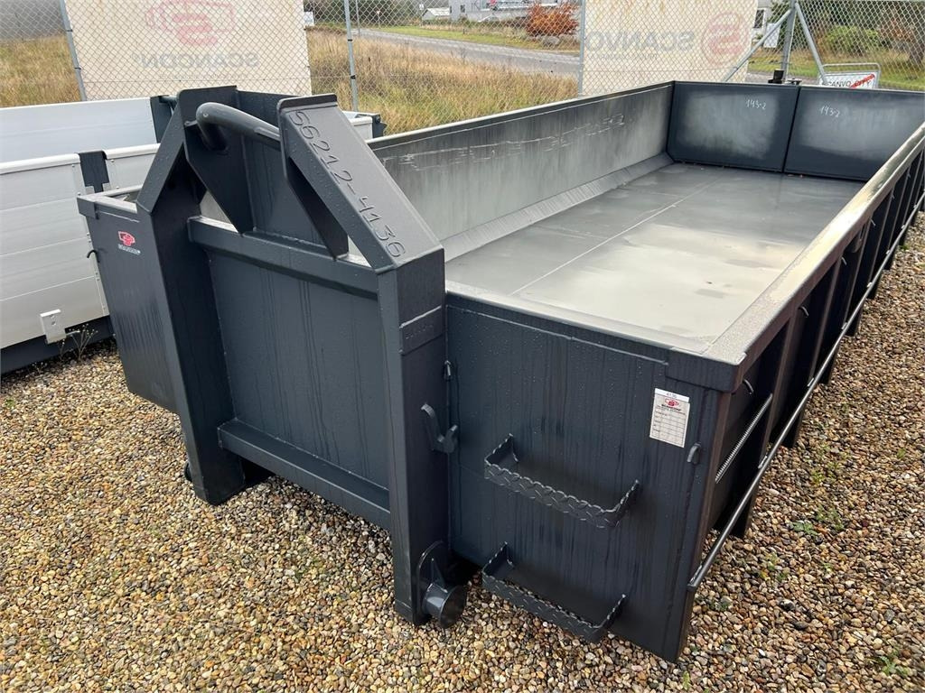 Scancon S6215 - Tovarni sanduk: slika Scancon S6215 - Tovarni sanduk Scancon S6215 - Tovarni sanduk: slika Scancon S6215 - Tovarni sanduk