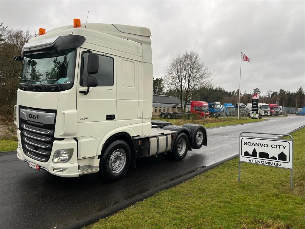 DAF XF 530 6x2 FTR - Tegljač: slika DAF XF 530 6x2 FTR - Tegljač DAF XF 530 6x2 FTR - Tegljač: slika DAF XF 530 6x2 FTR - Tegljač