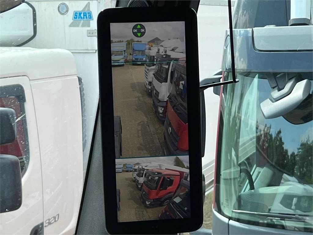 Mercedes-Benz Actros 2545 LS - Tegljač: slika Mercedes-Benz Actros 2545 LS - Tegljač Mercedes-Benz Actros 2545 LS - Tegljač: slika Mercedes-Benz Actros 2545 LS - Tegljač