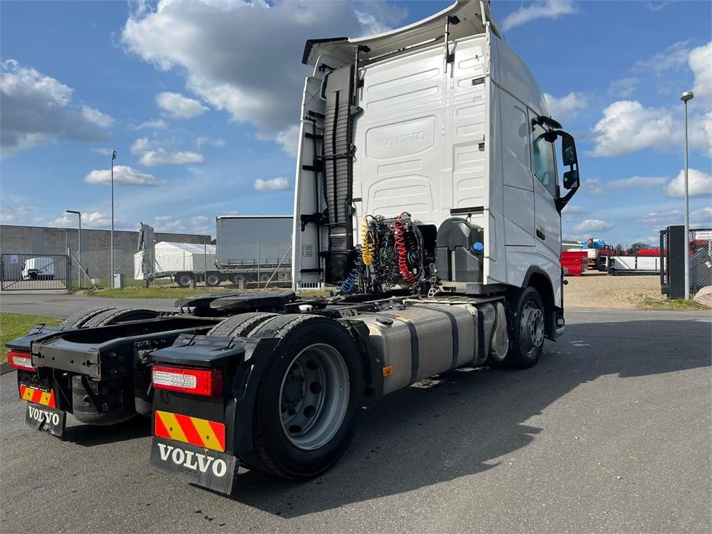 Volvo FH460 4x2 x-low mega - Tegljač: slika Volvo FH460 4x2 x-low mega - Tegljač Volvo FH460 4x2 x-low mega - Tegljač: slika Volvo FH460 4x2 x-low mega - Tegljač