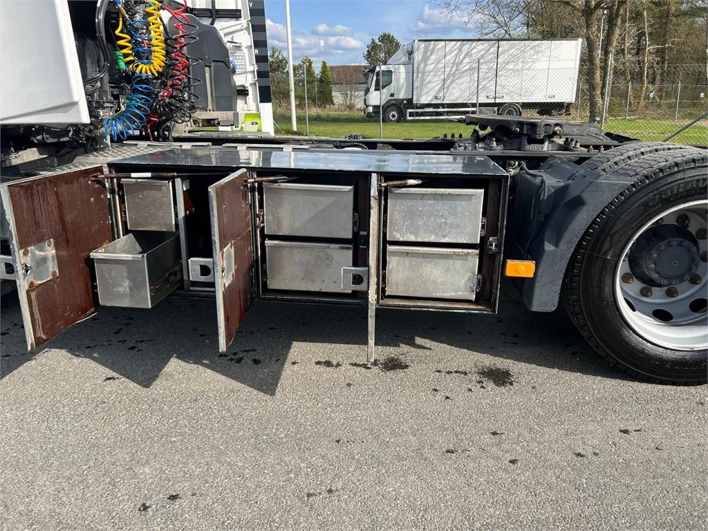 Volvo FH460 4x2 x-low mega - Tegljač: slika Volvo FH460 4x2 x-low mega - Tegljač Volvo FH460 4x2 x-low mega - Tegljač: slika Volvo FH460 4x2 x-low mega - Tegljač