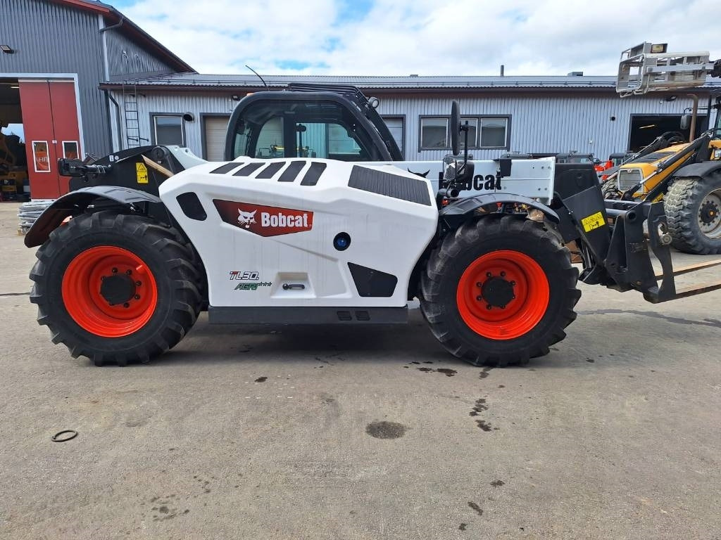Bobcat MYYTY! SOLD! TL30.70 AGRI - Teleskopski rukovatelj: slika Bobcat MYYTY! SOLD! TL30.70 AGRI - Teleskopski rukovatelj Bobcat MYYTY! SOLD! TL30.70 AGRI - Teleskopski rukovatelj: slika Bobcat MYYTY! SOLD! TL30.70 AGRI - Teleskopski rukovatelj