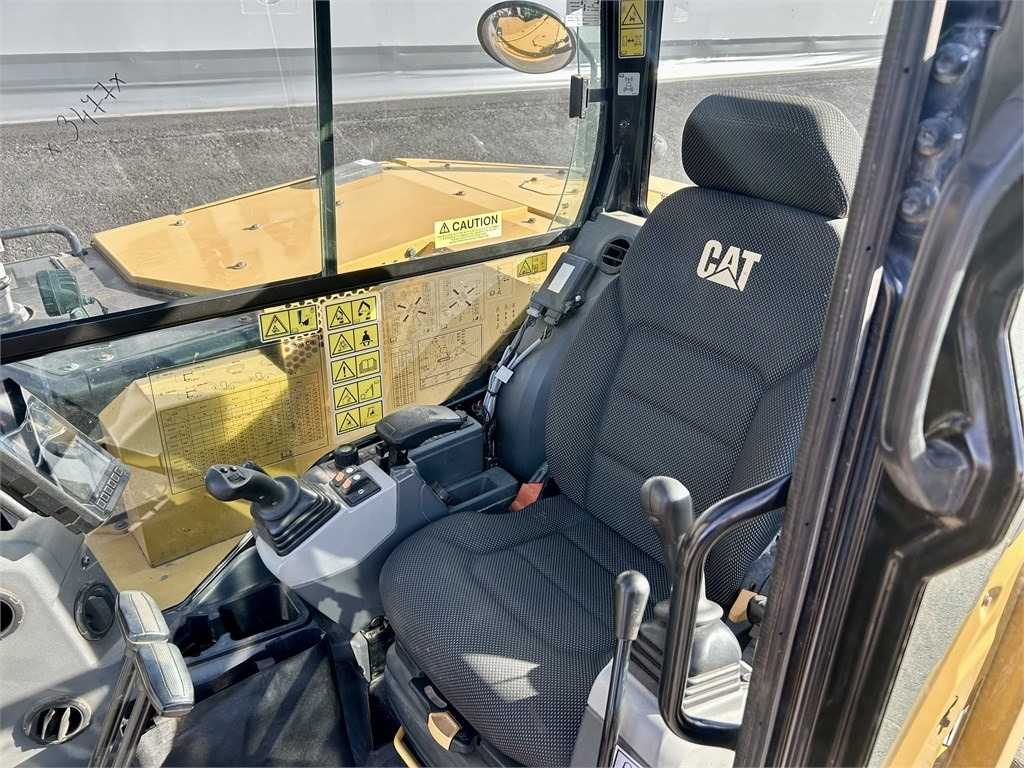 Zakup CAT 308CR NEXT GEN PYÖRITTÄJÄLLÄ  CAT 308CR NEXT GEN PYÖRITTÄJÄLLÄ: slika Zakup CAT 308CR NEXT GEN PYÖRITTÄJÄLLÄ  CAT 308CR NEXT GEN PYÖRITTÄJÄLLÄ