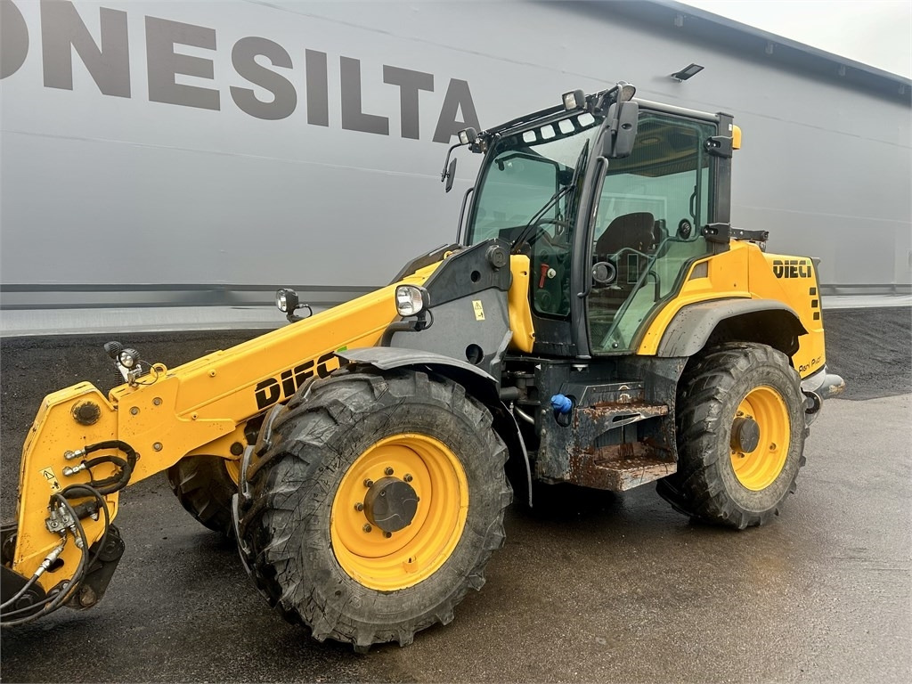 Dieci Agri Pivot T80 MONITOIMIKAUHALLA - Utovarivač na kotačima: slika Dieci Agri Pivot T80 MONITOIMIKAUHALLA - Utovarivač na kotačima Dieci Agri Pivot T80 MONITOIMIKAUHALLA - Utovarivač na kotačima: slika Dieci Agri Pivot T80 MONITOIMIKAUHALLA - Utovarivač na kotačima