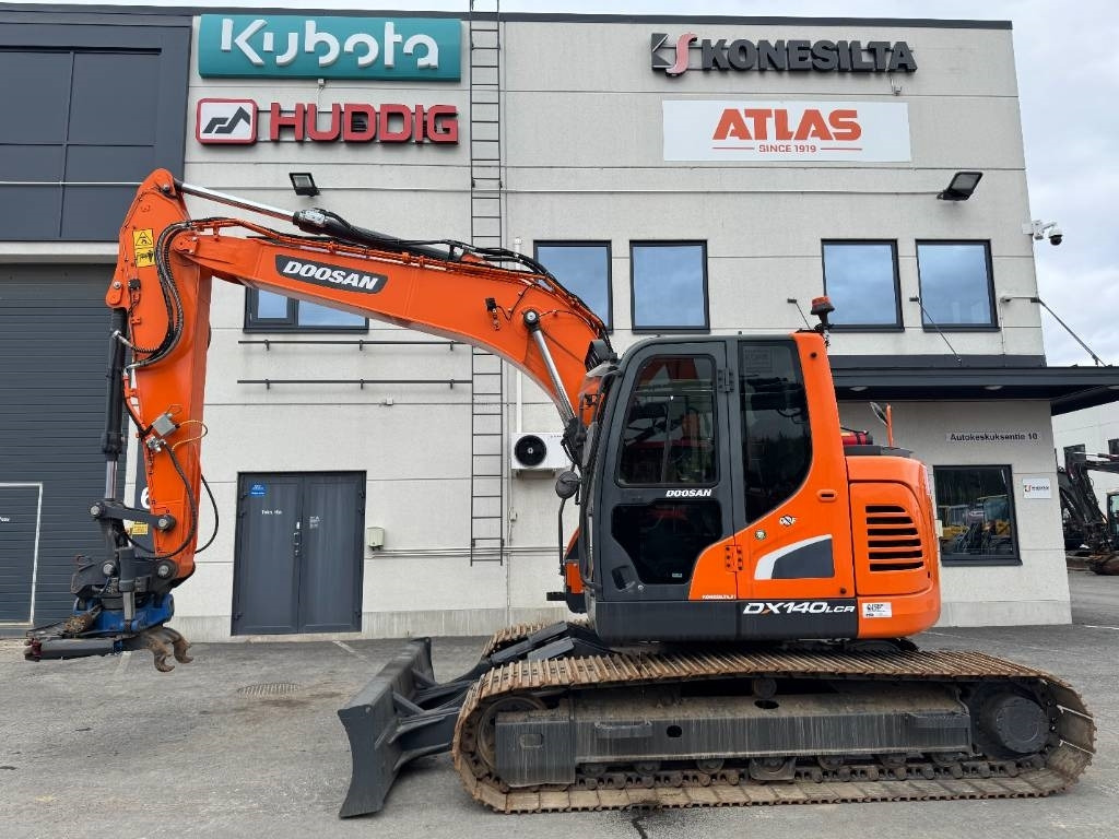 Doosan DX 140 LCR-5 Pyörittäjällä - Bager gusjeničar: slika Doosan DX 140 LCR-5 Pyörittäjällä - Bager gusjeničar Doosan DX 140 LCR-5 Pyörittäjällä - Bager gusjeničar: slika Doosan DX 140 LCR-5 Pyörittäjällä - Bager gusjeničar
