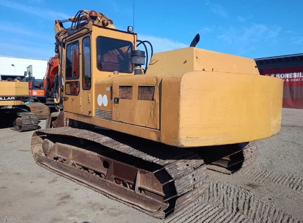 Fiat-Hitachi FH200T 2-KAUHAA - Bager gusjeničar: slika Fiat-Hitachi FH200T 2-KAUHAA - Bager gusjeničar Fiat-Hitachi FH200T 2-KAUHAA - Bager gusjeničar: slika Fiat-Hitachi FH200T 2-KAUHAA - Bager gusjeničar