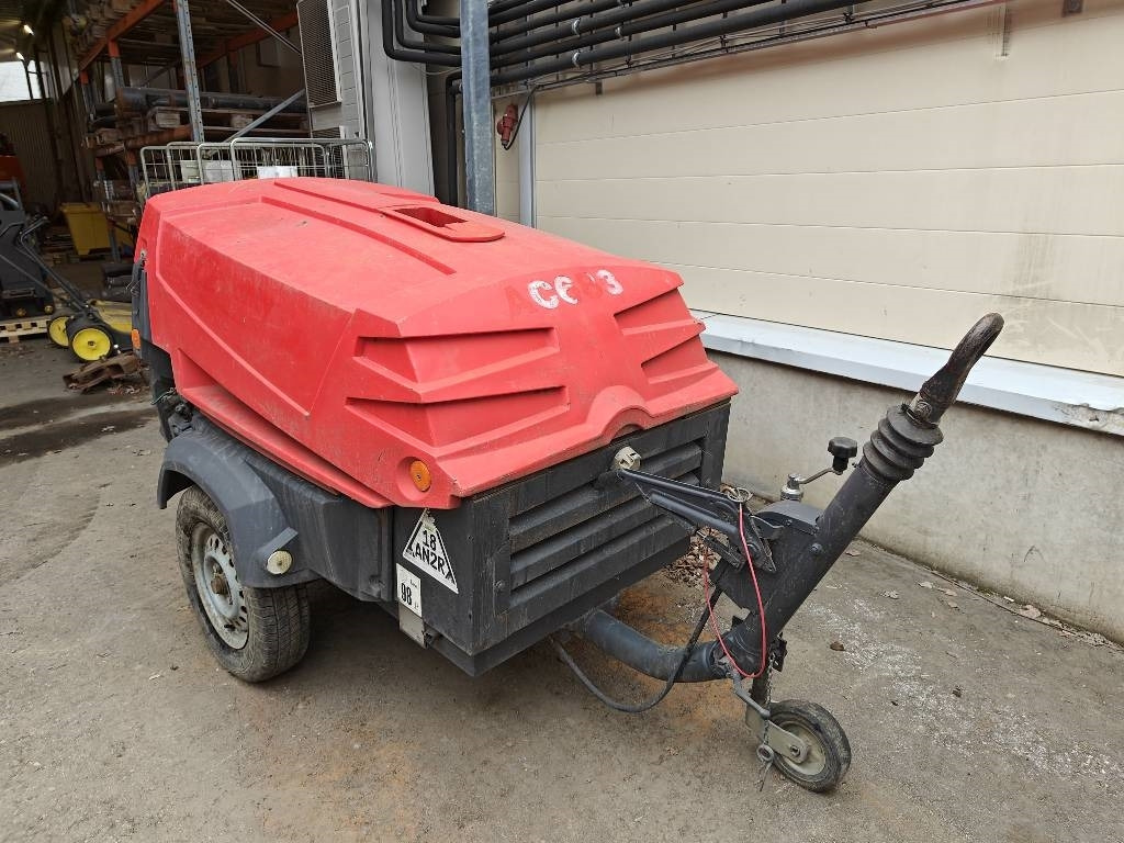 Atlas Copco XAS 47 - Građevinski strojevi: slika Atlas Copco XAS 47 - Građevinski strojevi Atlas Copco XAS 47 - Građevinski strojevi: slika Atlas Copco XAS 47 - Građevinski strojevi