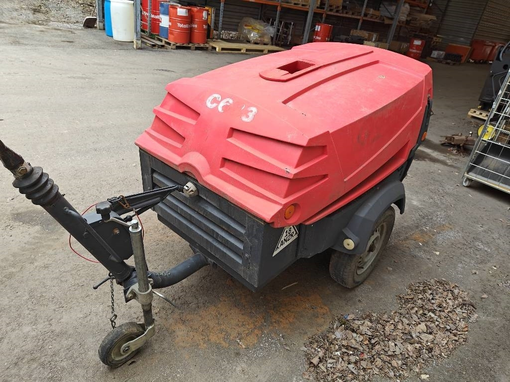 Atlas Copco XAS 47 - Građevinski strojevi: slika Atlas Copco XAS 47 - Građevinski strojevi Atlas Copco XAS 47 - Građevinski strojevi: slika Atlas Copco XAS 47 - Građevinski strojevi