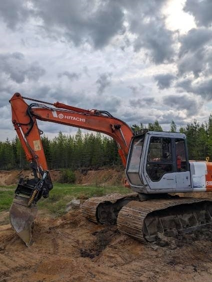 Hitachi EX100M-2 - Bager gusjeničar: slika Hitachi EX100M-2 - Bager gusjeničar Hitachi EX100M-2 - Bager gusjeničar: slika Hitachi EX100M-2 - Bager gusjeničar
