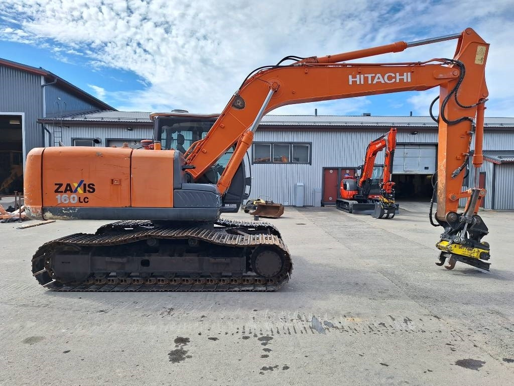 Hitachi MYYTY! SOLD! ZX160LC-3 - Bager gusjeničar: slika Hitachi MYYTY! SOLD! ZX160LC-3 - Bager gusjeničar Hitachi MYYTY! SOLD! ZX160LC-3 - Bager gusjeničar: slika Hitachi MYYTY! SOLD! ZX160LC-3 - Bager gusjeničar