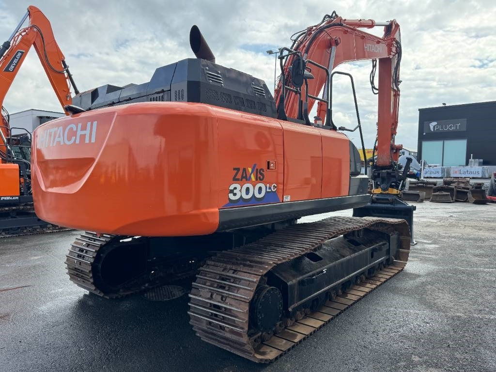 Hitachi ZX 300 LC-6 ENGCON EC233 S80/S80 - Bager gusjeničar: slika Hitachi ZX 300 LC-6 ENGCON EC233 S80/S80 - Bager gusjeničar Hitachi ZX 300 LC-6 ENGCON EC233 S80/S80 - Bager gusjeničar: slika Hitachi ZX 300 LC-6 ENGCON EC233 S80/S80 - Bager gusjeničar