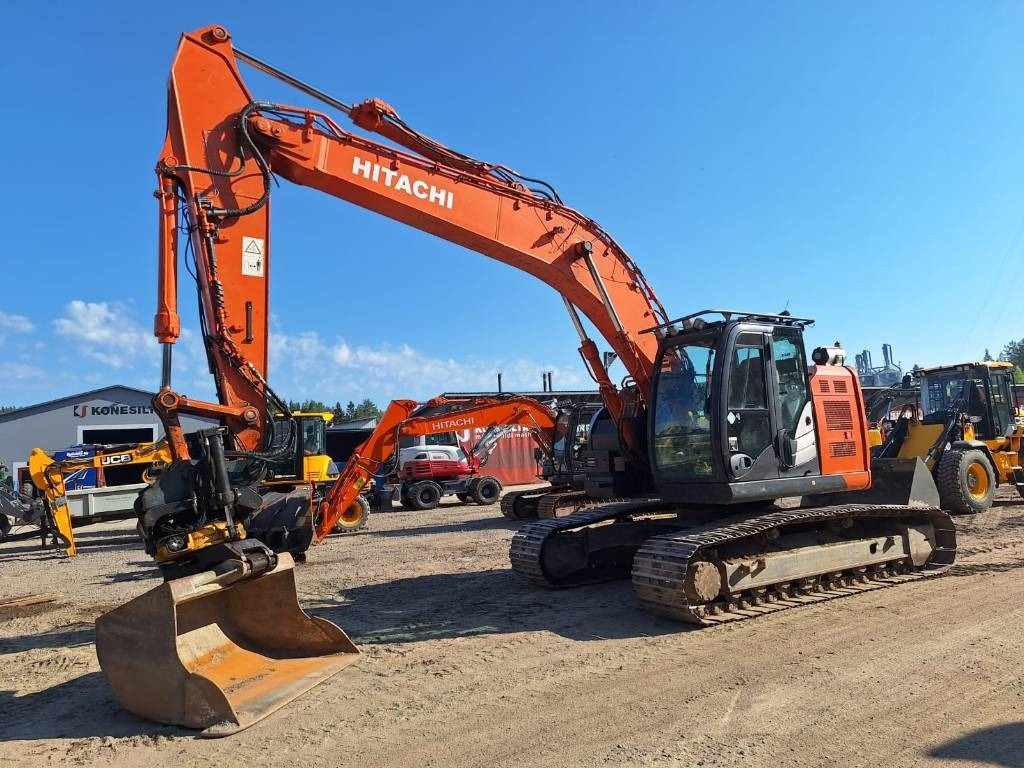 Hitachi ZX225USLC-5  - Bager gusjeničar: slika Hitachi ZX225USLC-5  - Bager gusjeničar Hitachi ZX225USLC-5  - Bager gusjeničar: slika Hitachi ZX225USLC-5  - Bager gusjeničar