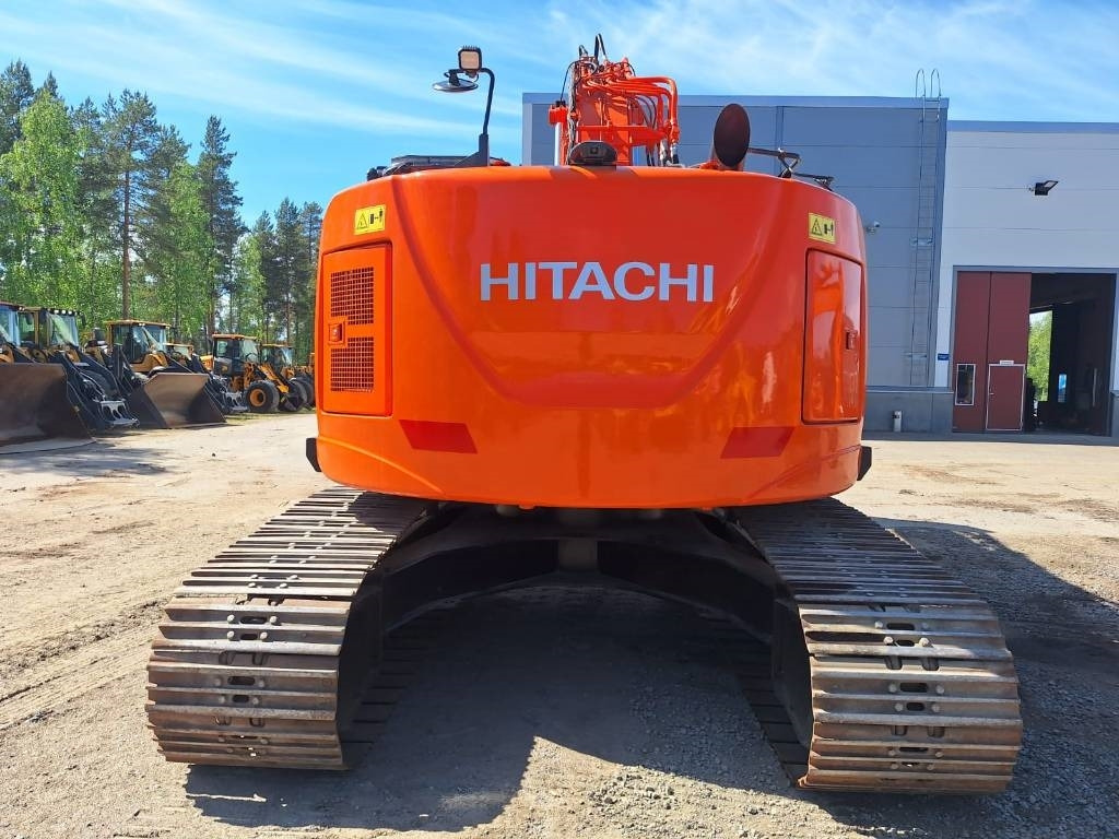 Hitachi ZX225USLC-5 PYÖRITTÄJÄ+PIHDIT YM. - Bager gusjeničar: slika Hitachi ZX225USLC-5 PYÖRITTÄJÄ+PIHDIT YM. - Bager gusjeničar Hitachi ZX225USLC-5 PYÖRITTÄJÄ+PIHDIT YM. - Bager gusjeničar: slika Hitachi ZX225USLC-5 PYÖRITTÄJÄ+PIHDIT YM. - Bager gusjeničar